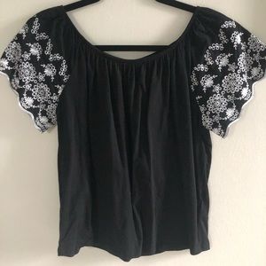 H&M off shoulder top XS